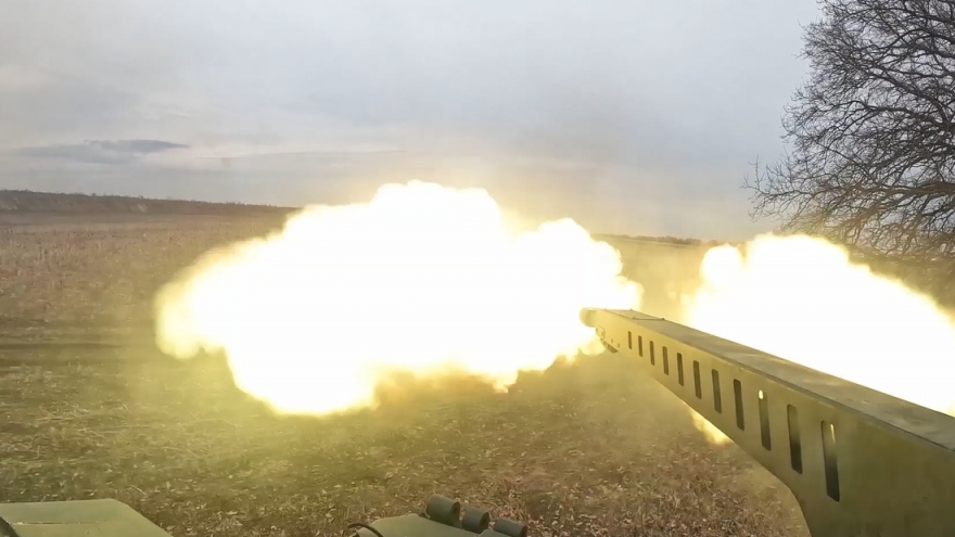 Hé lộ chiến thuật lính dù Nga sử dụng để tấn công quân Ukraine, đánh chiếm chốt
